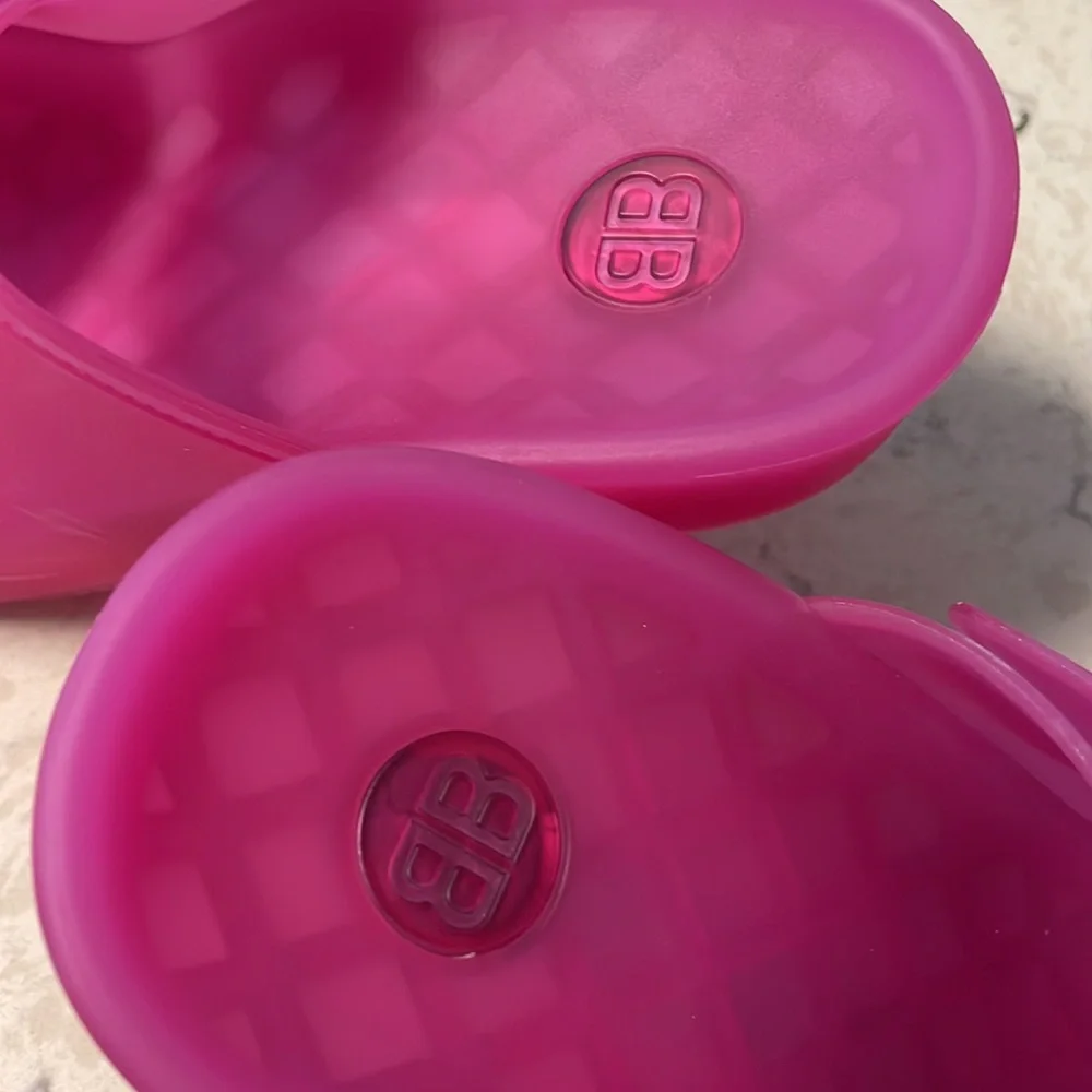 BALENCIAGA Hot Pink Fuchsia Mallorca Rubber Slide Sandal Size 37 - Picture 5 of 8